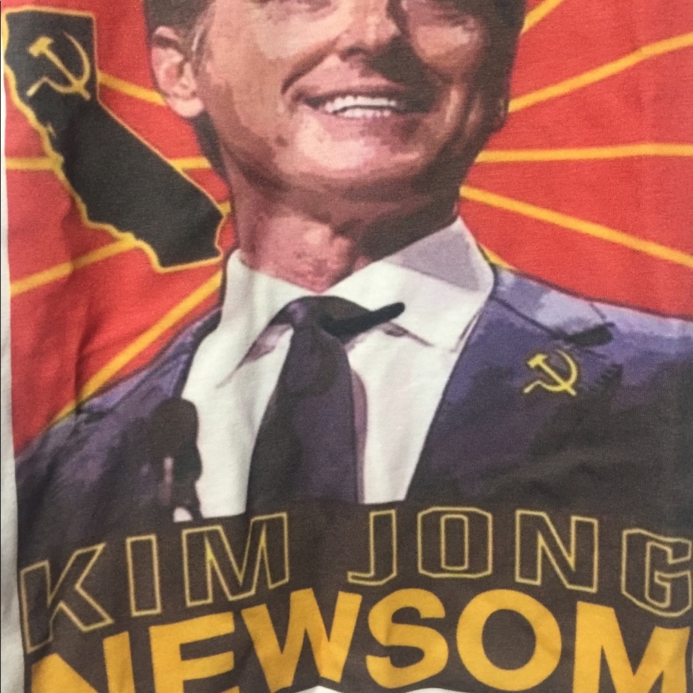 Kim Jong Newsom tee white nwot